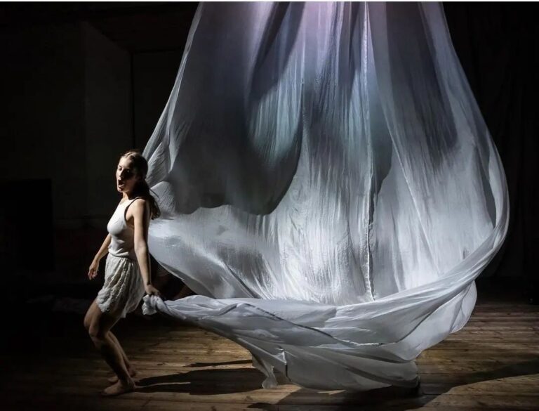 Breaking the Waves - Vadstena Akademien Photo: Martin Hellström