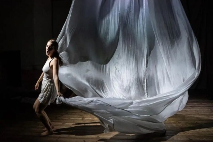 Breaking the Waves - Vadstena Akademien Photo: Martin Hellström